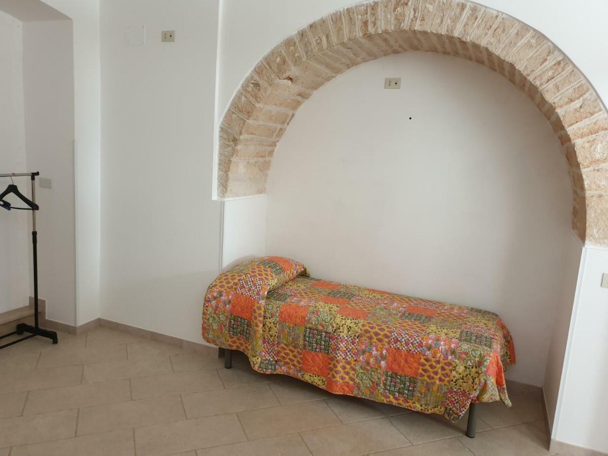 Апартаменты Nonna Livia By La Puglia In Un Trullo Альберобелло Экстерьер фото
